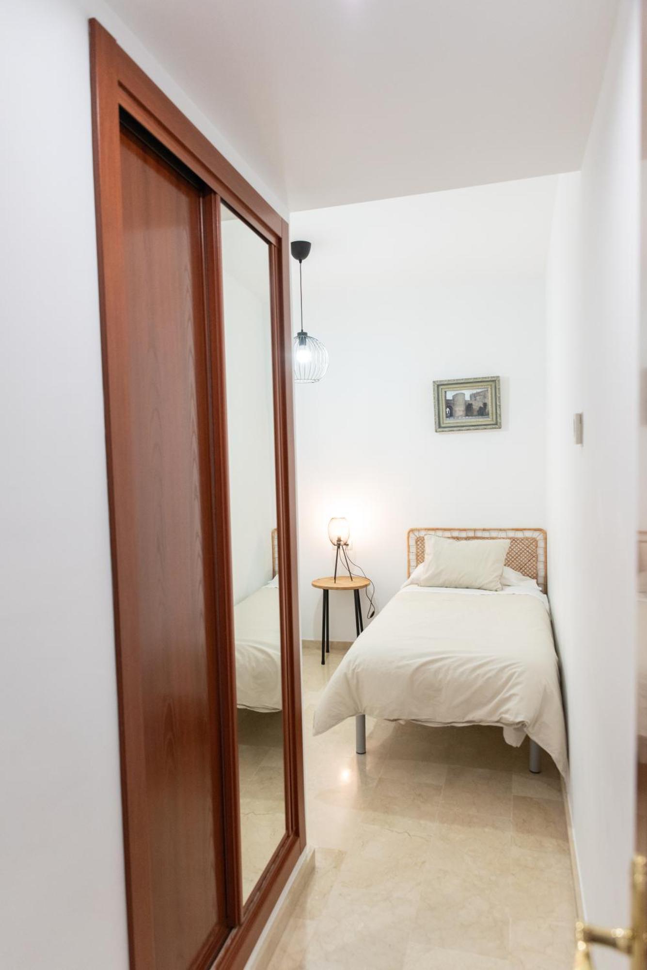 Apartamento Atenea Centro Con Garaje Gratuito Ronda Esterno foto